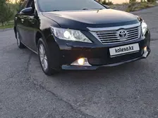 Toyota Camry, 2011