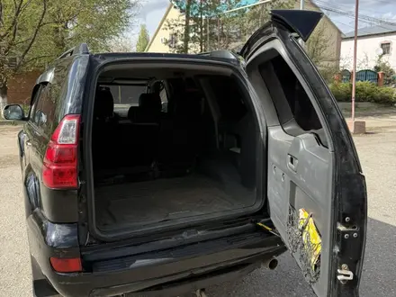 Toyota Land Cruiser Prado 2006 года за 9 500 000 тг. в Актобе – фото 21