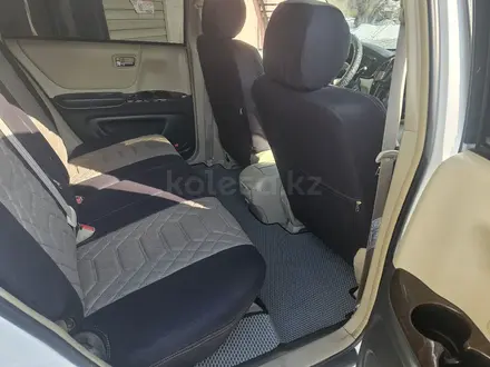 Toyota Highlander 2003 года за 8 000 000 тг. в Семей – фото 9