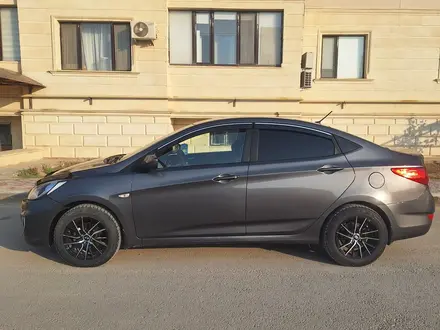 Hyundai Accent 2014 года за 5 500 000 тг. в Жанаозен – фото 3