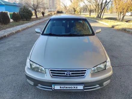 Toyota Camry 2000 года за 4 500 000 тг. в Алматы – фото 3