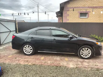 Toyota Camry 2013 года за 7 800 000 тг. в Атырау – фото 2