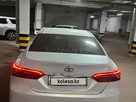 Toyota Camry 2023 года за 17 300 000 тг. в Алматы – фото 11