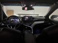Toyota Camry 2023 годаүшін17 300 000 тг. в Алматы – фото 13