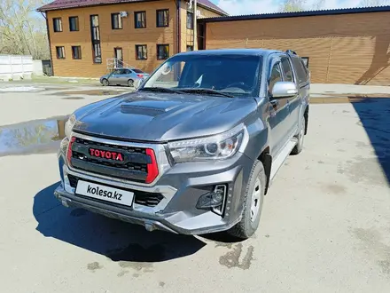 Toyota Hilux 2014 года за 8 000 000 тг. в Петропавловск – фото 2