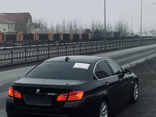 BMW 528