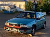 Volkswagen Golf 1993 годаүшін1 080 000 тг. в Уральск