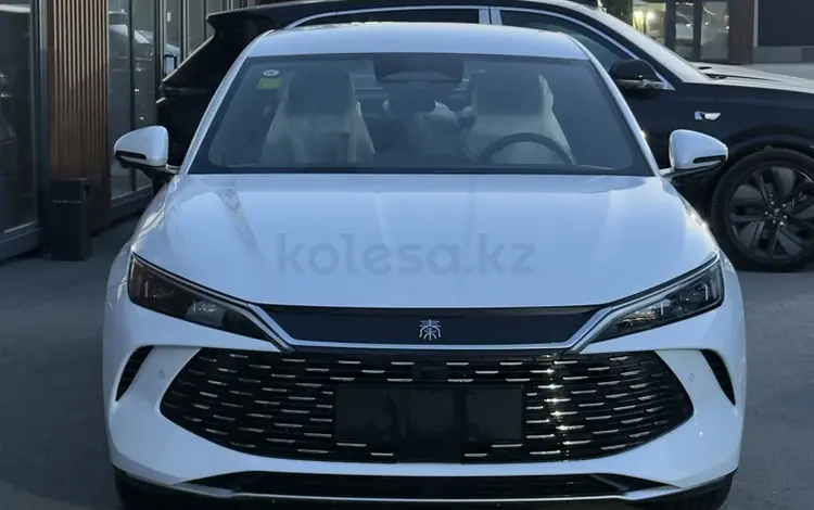 BYD Qin L DM-i 2025 года за 9 666 000 тг. в Алматы