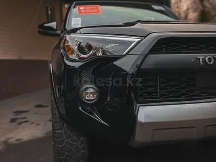 Toyota 4Runner 2023 года за 36 700 000 тг. в Алматы – фото 2