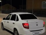 ВАЗ (Lada) Granta 2190 2013 года за 1 900 000 тг. в Кульсары – фото 3