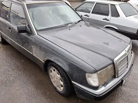 Mercedes-Benz E 260 1992 года за 1 900 000 тг. в Астана – фото 7