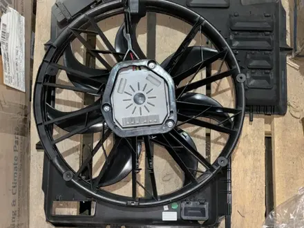 Диффузор радиатора E36 E46 E34 E38 X5 за 20 000 тг. в Шымкент