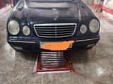 Mercedes-Benz E 200 2001 года за 3 200 000 тг. в Кокшетау