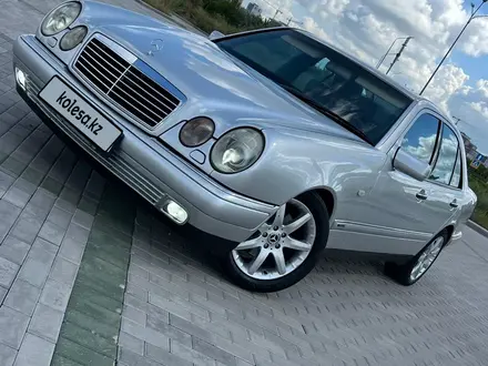 Mercedes-Benz E 55 AMG 1998 года за 4 150 000 тг. в Астана – фото 2