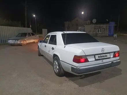 Mercedes-Benz E 200 1991 года за 1 500 000 тг. в Ерейментау – фото 11