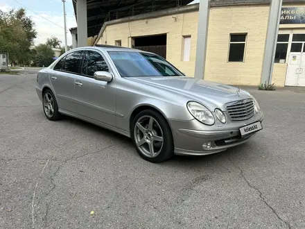 Mercedes-Benz E 500 2003 года за 5 400 000 тг. в Тараз – фото 4