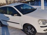 Volkswagen Polo 2006 годаүшін2 600 000 тг. в Петропавловск – фото 2