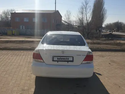 Toyota Camry 2004 года за 4 200 000 тг. в Актобе – фото 5