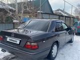 Mercedes-Benz E 280 1994 годаүшін3 200 000 тг. в Есик – фото 3