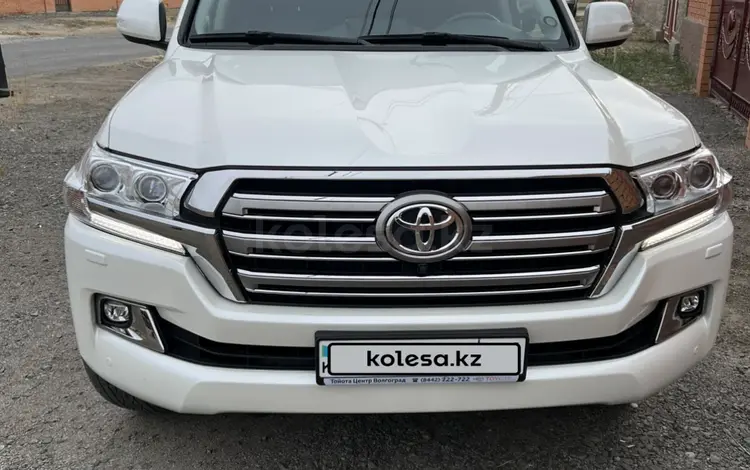 Toyota Land Cruiser 2016 года за 32 000 000 тг. в Атырау