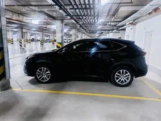 Lexus NX 200