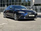 Lexus ES 300h 2020 года за 16 000 000 тг. в Алматы – фото 3