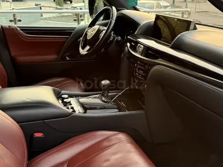 Lexus LX 570 2018 года за 50 000 000 тг. в Алматы – фото 12