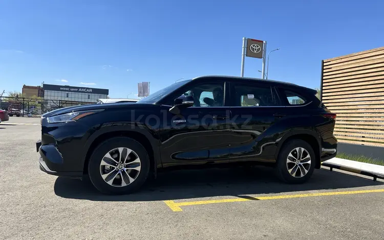 Toyota Highlander 2024 годаүшін26 000 000 тг. в Уральск