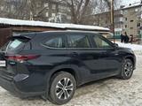 Toyota Highlander 2024 года за 27 000 000 тг. в Уральск – фото 3