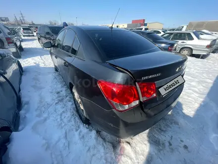 Chevrolet Cruze 2011 года за 2 708 800 тг. в Алматы – фото 6