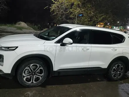 Hyundai Santa Fe 2019 года за 13 100 000 тг. в Алматы – фото 3