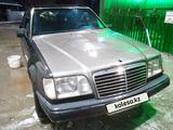 Mercedes-Benz E 200 1994 года за 1 100 000 тг. в Алматы