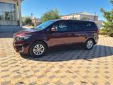 Kia Carnival 2018 года за 13 000 000 тг. в Актау – фото 5