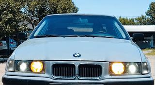 BMW 320 1995 года за 1 150 000 тг. в Алматы