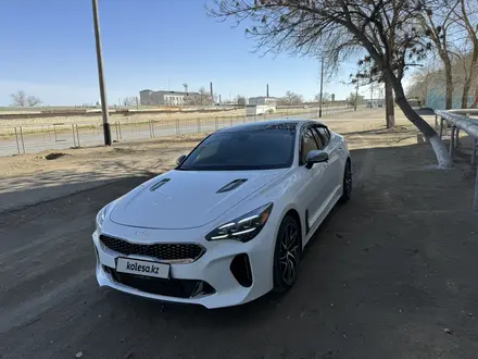 Kia Stinger 2021 года за 17 500 000 тг. в Байконыр