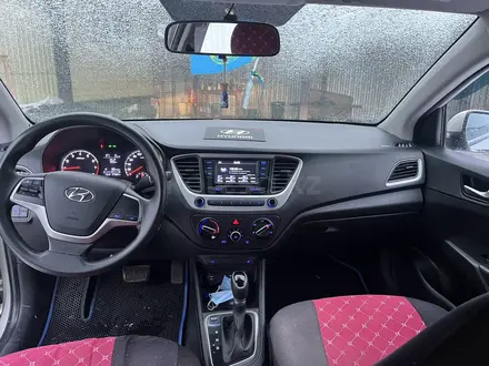 Hyundai Accent 2018 года за 6 700 000 тг. в Петропавловск – фото 9