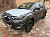 Toyota Hilux 2025 года за 32 500 000 тг. в Актау
