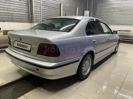 BMW 528 1997 года за 2 200 000 тг. в Кокшетау – фото 5