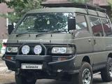 Mitsubishi Delica 1994 года за 2 200 000 тг. в Алматы
