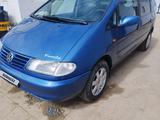 Volkswagen Sharan 1998 года за 4 000 000 тг. в Актобе