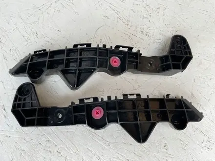Крепление бампера саласка передняя за 1 000 тг. в Астана