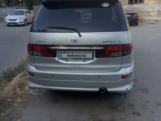 Toyota Estima, 2000
