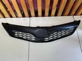 Решетка радиатора Toyota Camry-50 USA SE за 18 000 тг. в Астана