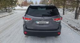 Toyota Highlander 2015 годаfor15 000 000 тг. в Костанай – фото 4
