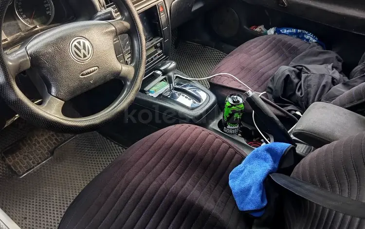 Volkswagen Passat 2001 годаүшін2 000 000 тг. в Алматы