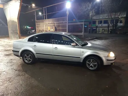 Volkswagen Passat 2001 года за 2 000 000 тг. в Алматы – фото 8