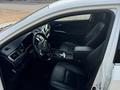 Toyota Camry 2016 годаүшін12 300 000 тг. в Караганда – фото 4
