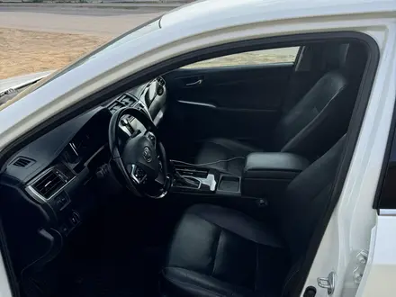 Toyota Camry 2016 года за 12 300 000 тг. в Караганда – фото 4