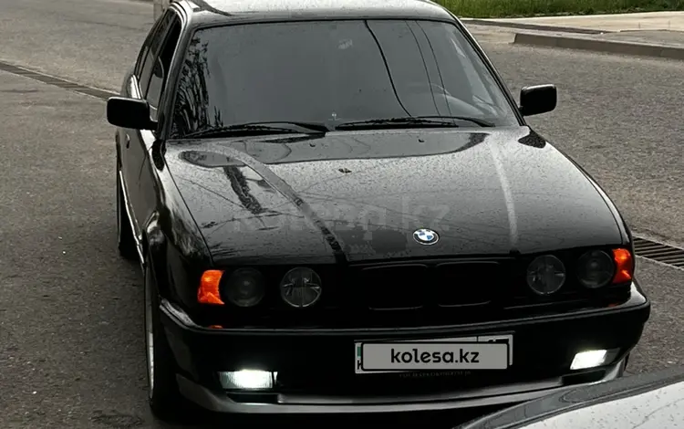 BMW 520 1994 года за 2 700 000 тг. в Шымкент