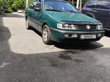 Volkswagen Passat, 1994